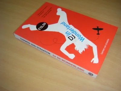 Boek met de titel: DJ in Wonderland