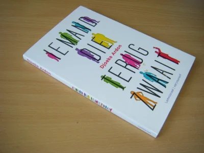 Boek met de titel: Iemand die terugzwaait