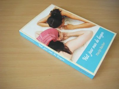 Tweedehands boek: Het jaar van de leugen van auteur Marijn Backer - Paperback, als nieuw. Jeugdboek