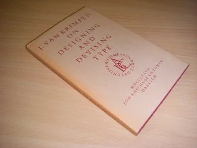Tweedehands boek: On designing and devising type van auteur J. van Krimpen - Linnengebonden met omslag, Engels, in zeer goede staat.