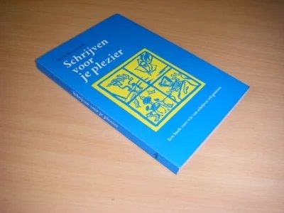 Tweedehands boek: Schrijven voor je plezier van auteur Bert Reesinck - Paperback,in zeer goede staat