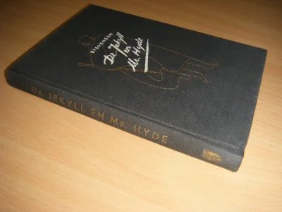 Tweedehands boek: Dr. Jekyll en Mr. Hyde van auteur R.L. Stevenson; Yge Foppema (vertaling); Aart van Ewijk (illustraties) - Linnengebonden (geen stofomslag), in goede gebruikte staat