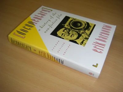 Tweedehands boek: Documentary van auteur Erik Barnouw  - Engelse Paperback, in zeer goede staat. 