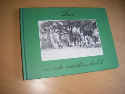 Tweedehands boek: Lisse in oude ansichten deel 2 van auteur A.M. Hulkenberg - Hardcover, oblong, in goede staat. Naam voorin