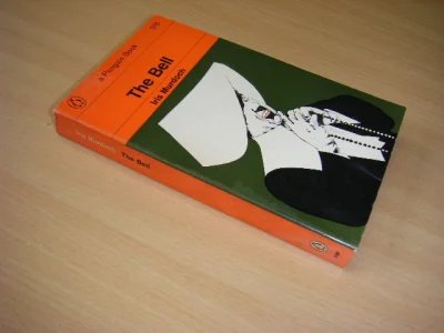 Tweedehands boek: The Bell van auteur Iris Murdoch - Engelse pocket, in goede staat