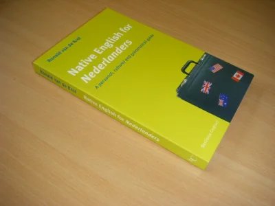 Tweedehands boek: Native English for Nederlanders van auteur Ronald Van de Krol - Paperback, in zeer goede staat
