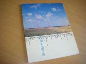 Boek met de titel: Tijdelijk wonen