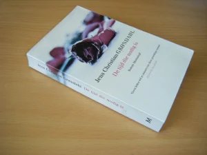 Boek met de titel: De tijd die nodig is