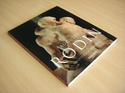 Tweedehands boek: Auguste Rodin Sculptures & Drawings van auteur Gilles Neret Auguste Rodin  - paperback met flappen, rechte rug zonder leesvouwen. Geïllustreerd, mooi exemplaar!