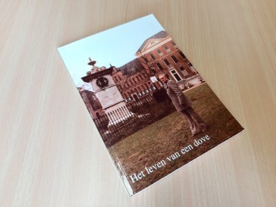 Boek met de titel: Het leven van een Dove