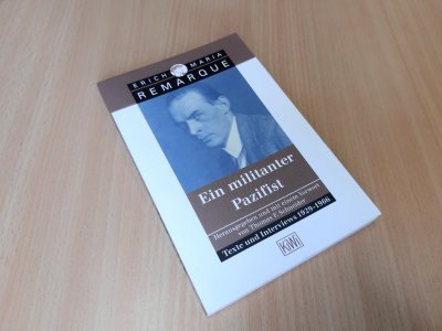Boek met de titel: Ein militanter Pazifist