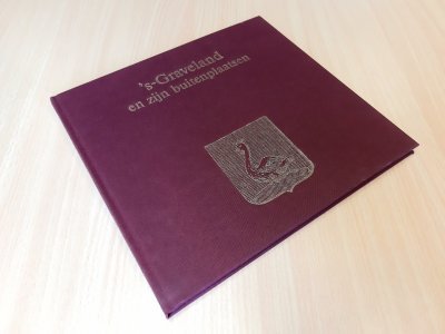 Boek met de titel: 's-Graveland en zijn buitenplaatsen