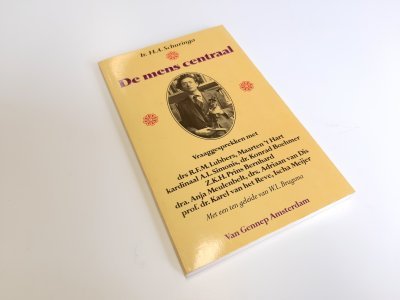 Boek met de titel: De mens centraal