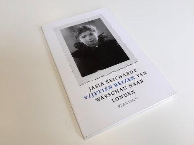 Boek met de titel: Vijftien reizen, van Warschau naar Londen