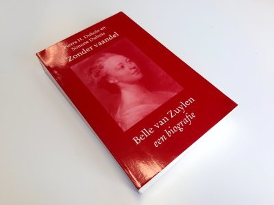 Boek met de titel: Zonder vaandel