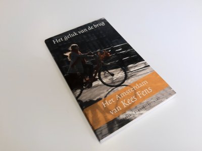 Boek met de titel: Het geluk van de brug