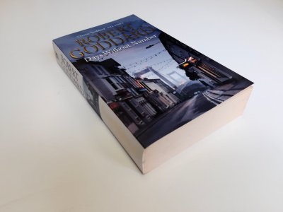 Boek met de titel: Days Without Number
