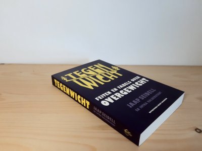 Boek met de titel: Tegenwicht