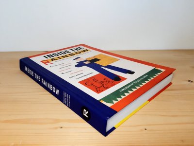 Boek met de titel: Inside the Rainbow, Russian children's literature