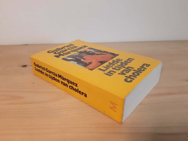 Boek met de titel: Liefde in tijden van cholera