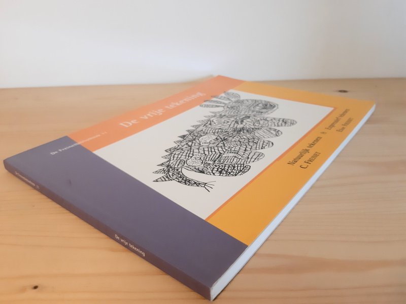 Tweedehands boek: De vrije tekening - De Freinetbibliotheek van auteur C. Freinet - Softcover, minimale gebruikerssporen kaft. Het boek verkeert in zeer goede staat.