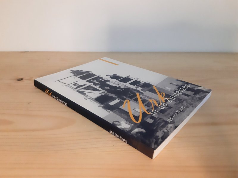 Boek met de titel: Urk in de Zuiderzee