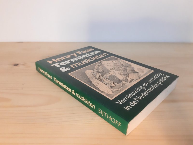 Tweedehands boek: Termieten & muskieten van auteur Henry Faas - Paperback met rechte rug zonder leesvouwen. Lichte verkleuring kaft, aantekening voorin, verder onbeschreven en netjes.