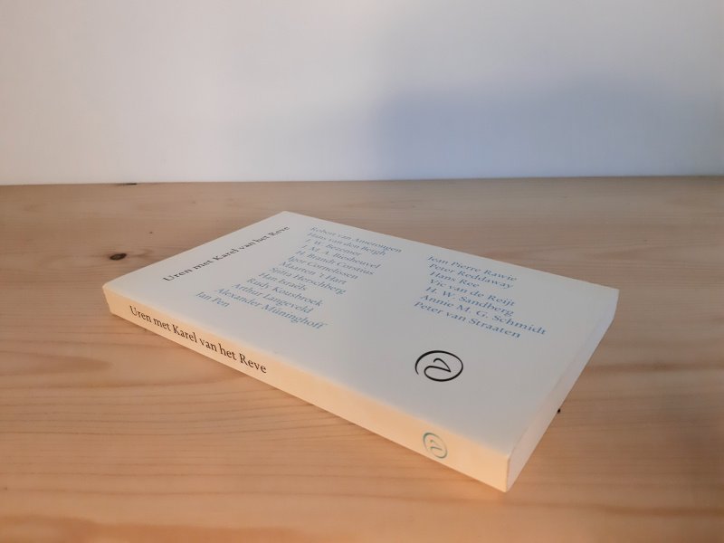 Boek met de titel: Uren met Karel van het Reve