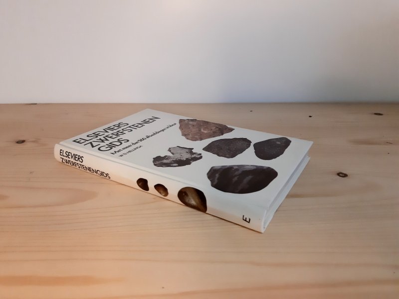 Boek met de titel: Elseviers zwerfstenen gids