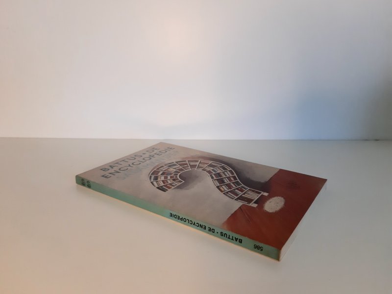 Tweedehands boek: De encyclopedie van auteur Hugo Brandt Corstius - Pocket boek, in zeer goede staat. achterkant kaft licht verkleurd