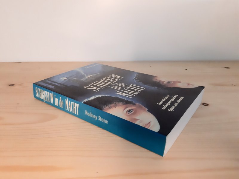 Boek met de titel: Schreeuw in de nacht