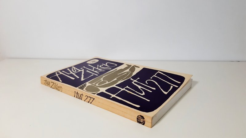 Boek met de titel: Hut 277