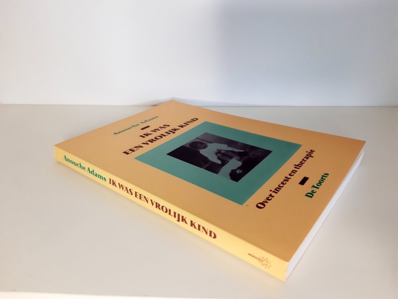 Boek met de titel: Ik was een vrolijk kind