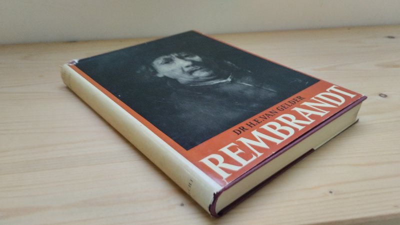 Tweedehands boek: Rembrandt van auteur Dr. H.E. van Gelder - Hardcover met stofomslag. Stofomslag vertoont gebruikerssporen. Pagina's zijn licht verkleurd. Ex-Libris voorin. In redelijke tot goede staat