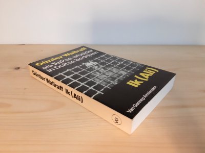 Boek met de titel: Ik Ali, als Turkse arbeider in Duitse Bedrijven