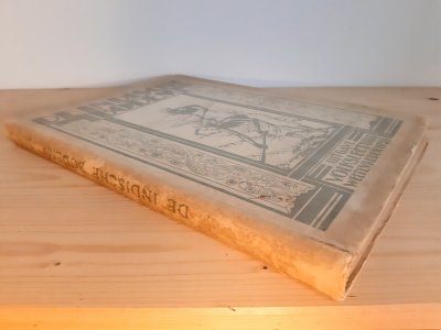 Boek met de titel: De indische Bodem