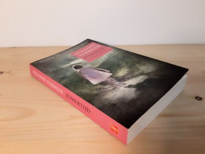 Boek met de titel: Zomertijd