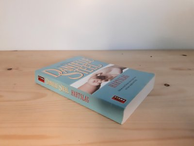Boek met de titel: Hartslag - Poem Pocket