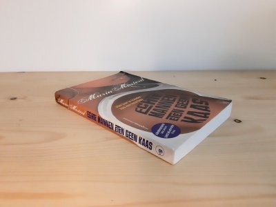 Boek met de titel: Echte mannen eten geen kaas