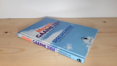 Boek met de titel: Mensen gaarne zien, da's mij n hobby