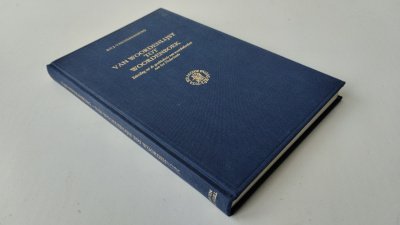Boek met de titel: Van woordenlijst tot woordenboek