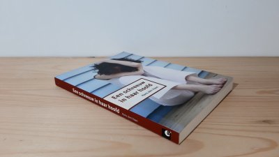 Boek met de titel: Een schreeuw in haar hoofd