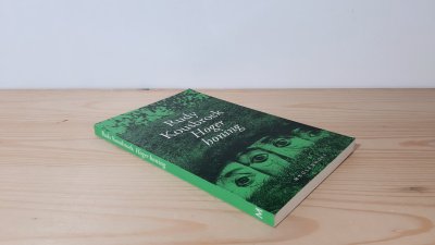 Boek met de titel: Hoger honing