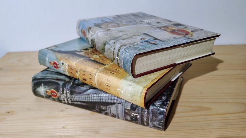 Boek met de titel: Geschiedenis van Amsterdam, deel 1 tm 3