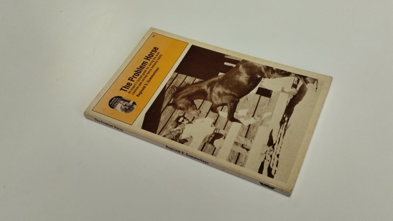 Boek met de titel: The Problem horse