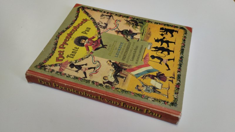 Boek met de titel: Het Prentenboek van Tante Pau en het mooiste en leukste uit andere oude prentenboeken