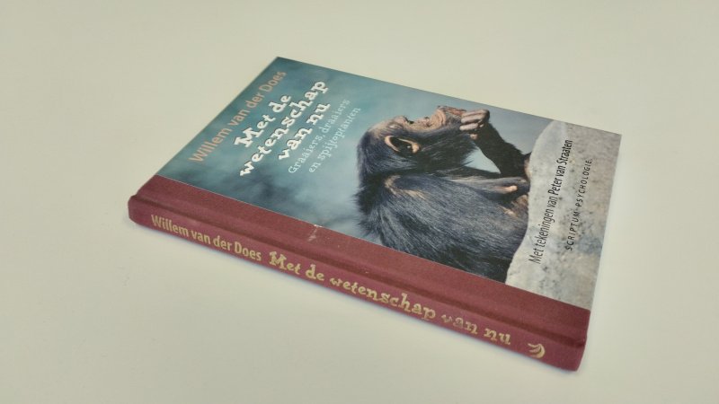 Tweedehands boek: Met de wetenschap van nu van auteur Willem van der Does - Hardcover, halflinnen. Vlekje op de rug. Netjes en onbeschreven. In  zeer goede staat