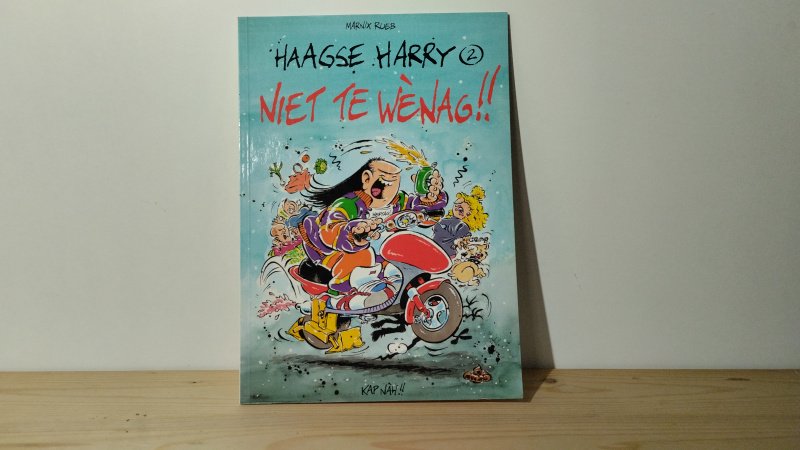 Boek met de titel: Haagse Harry, Niet te wenag