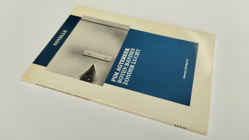 Boek met de titel: Boven banden zonder lucht