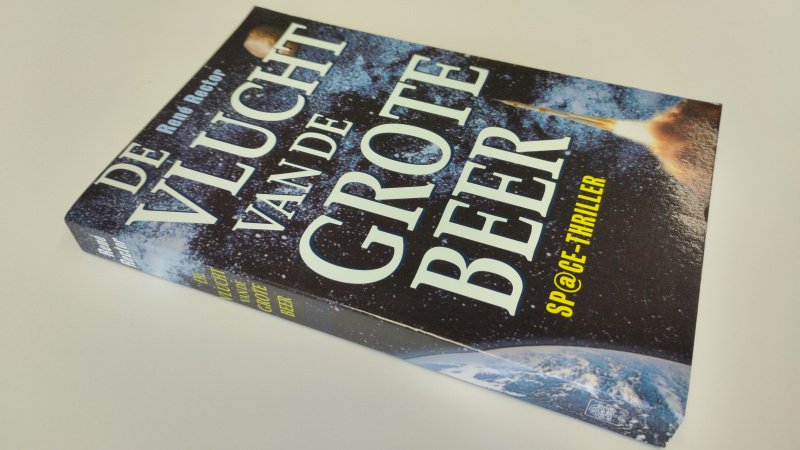 Boek met de titel: De vlucht van de Grote Beer
